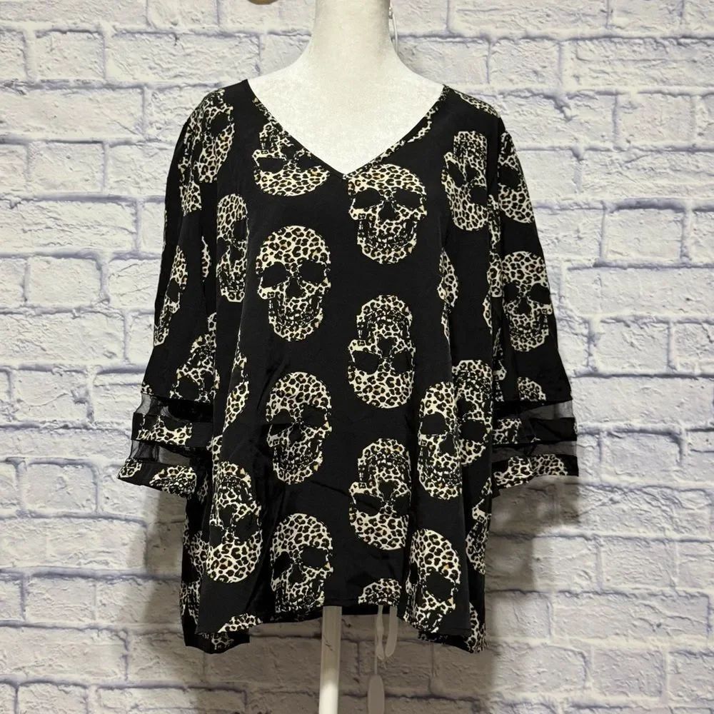 Black Leopard V- Neck Short Sleeve Skull Women's XL emery rose